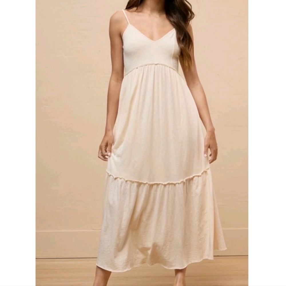 American Eagle Maxi Tired V-Neck Cream Maxi Dress-Size Large